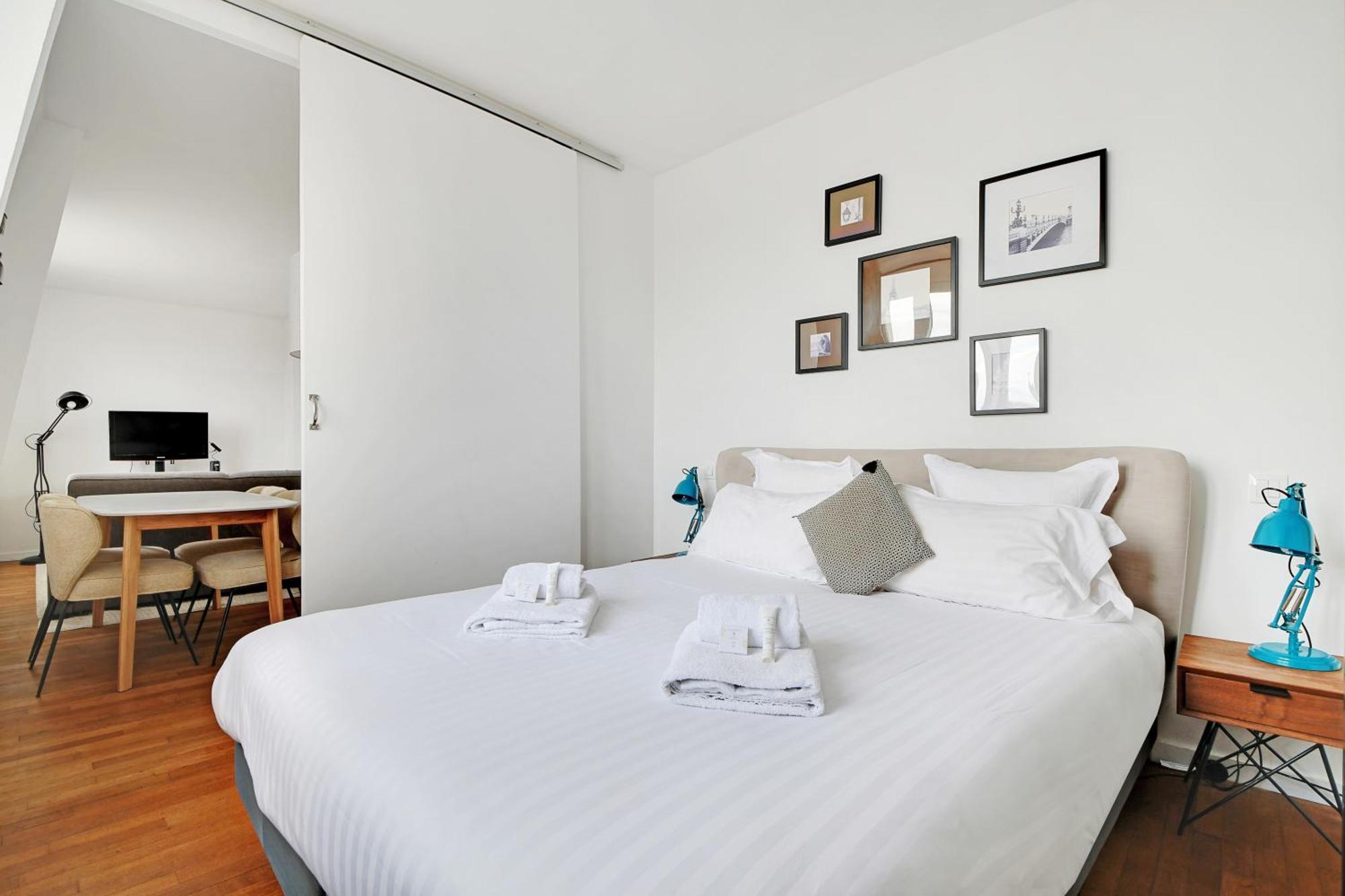Pick A Flat'S Apartments In Saint Michel - Rue Du Sommerard Paris Exterior photo