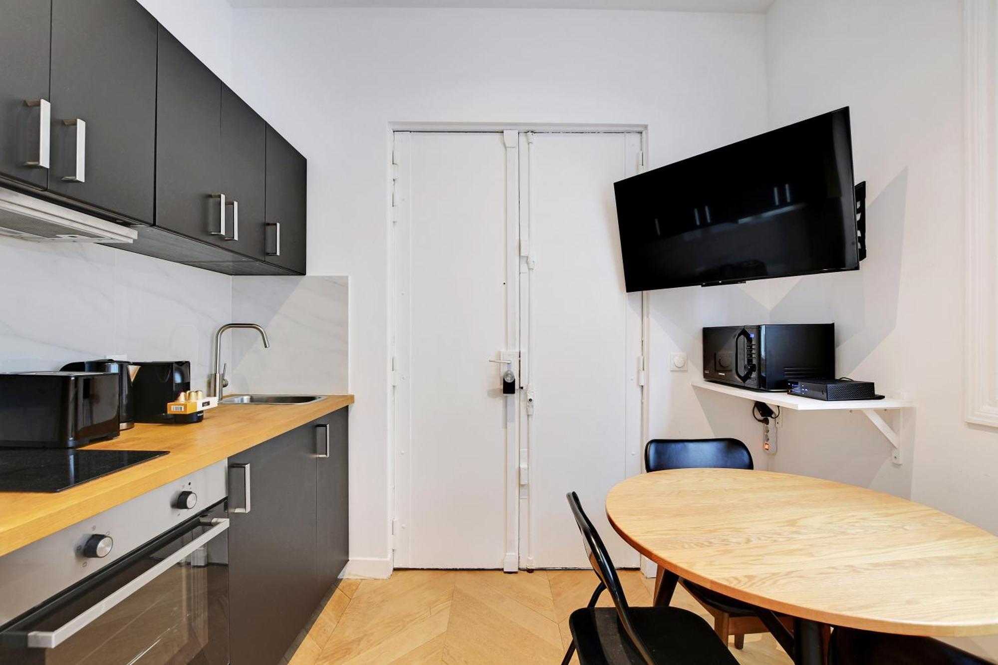 Pick A Flat'S Apartments In Saint Michel - Rue Du Sommerard Paris Exterior photo